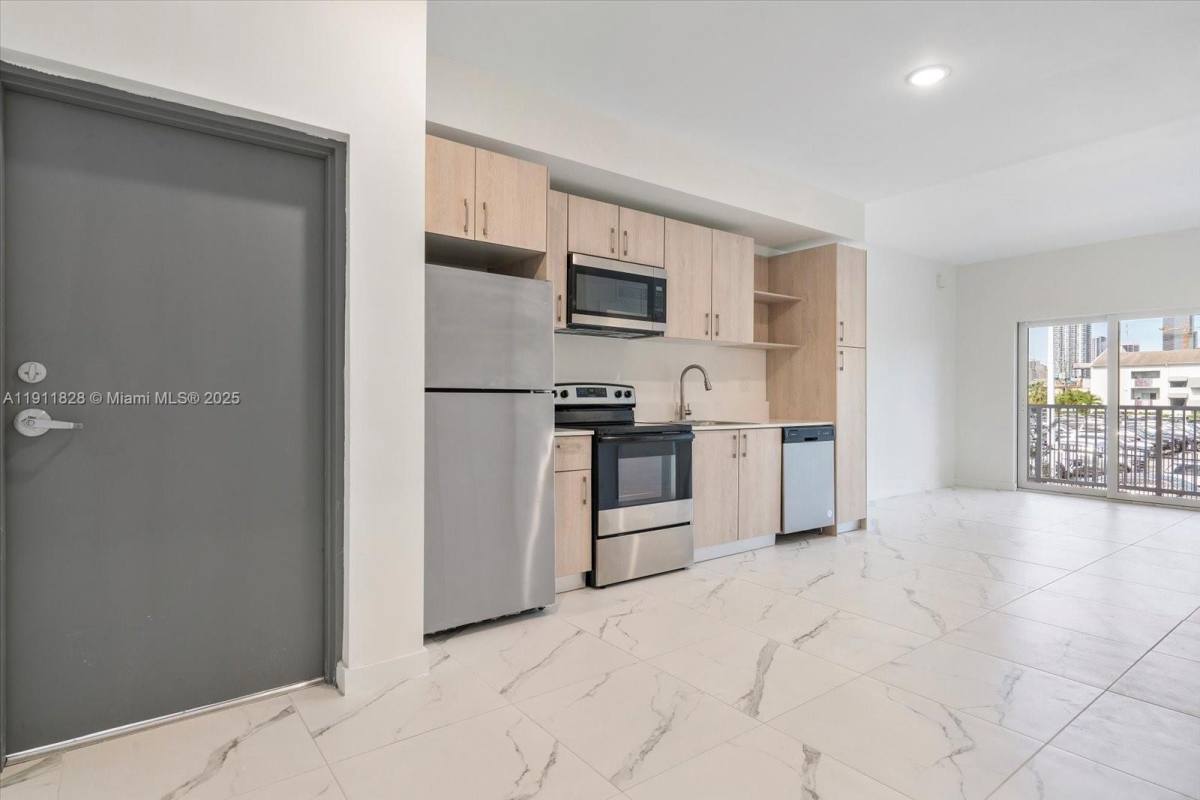 Apartment for rent at 420 SW 7th Ave #203, Miami, FL 33130