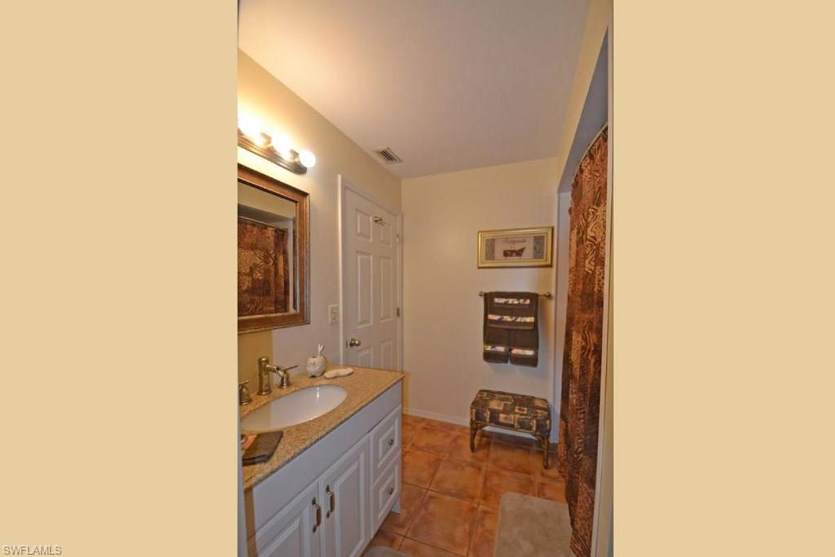 Townhouse for rent at 27750 Hacienda E Blvd, Bonita Springs, FL 34135