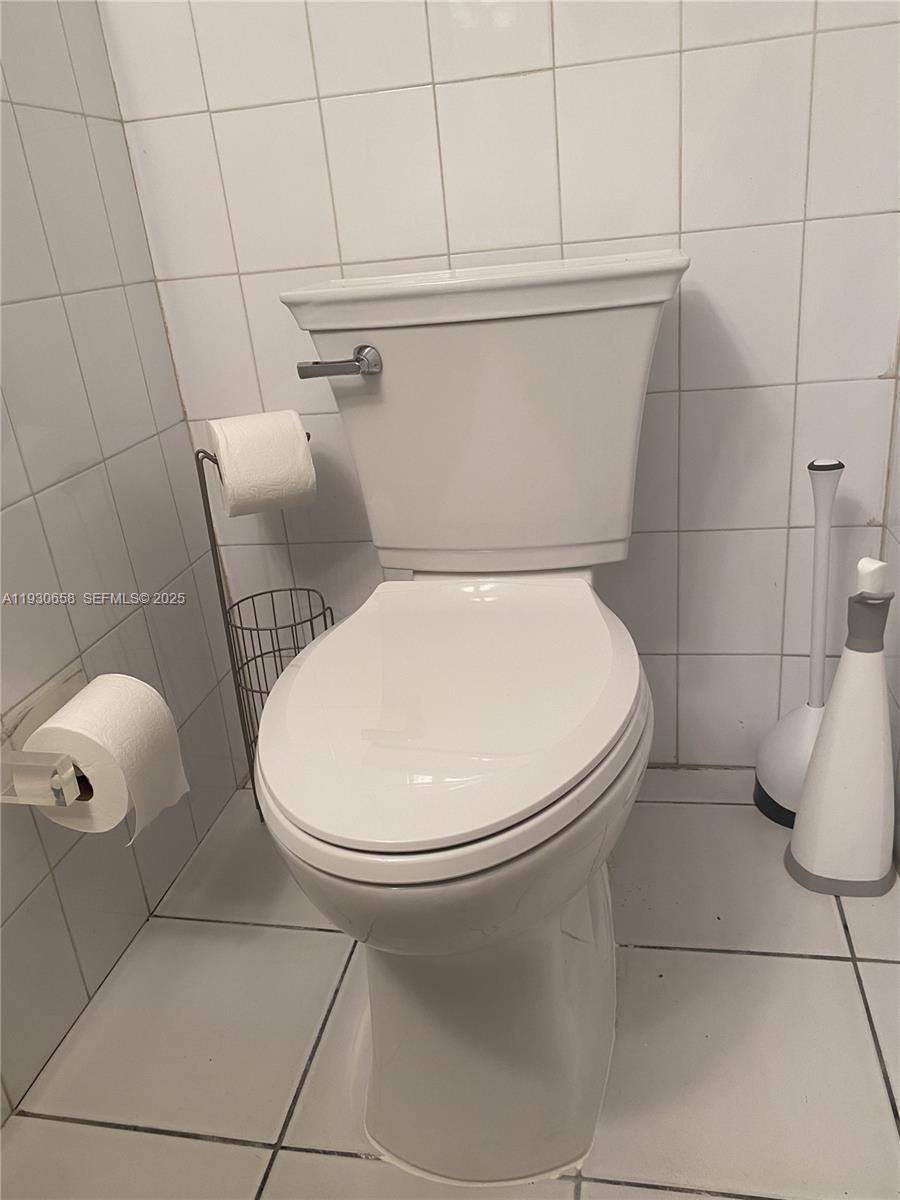 Townhouse for rent at 8950 Collins Ave #7, Miami Beach, FL 33154