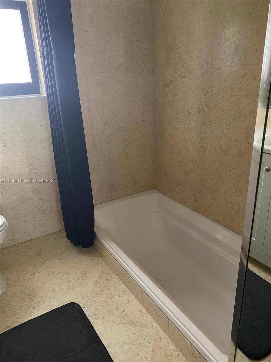Townhouse for rent at 8950 Collins Ave #7, Miami Beach, FL 33154