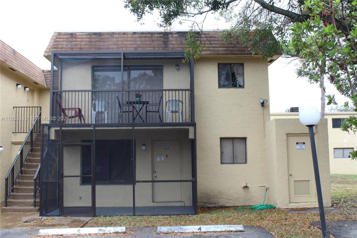 Apartment for rent at 1245 S Flagler Ave #304, Pompano Beach, FL 33060