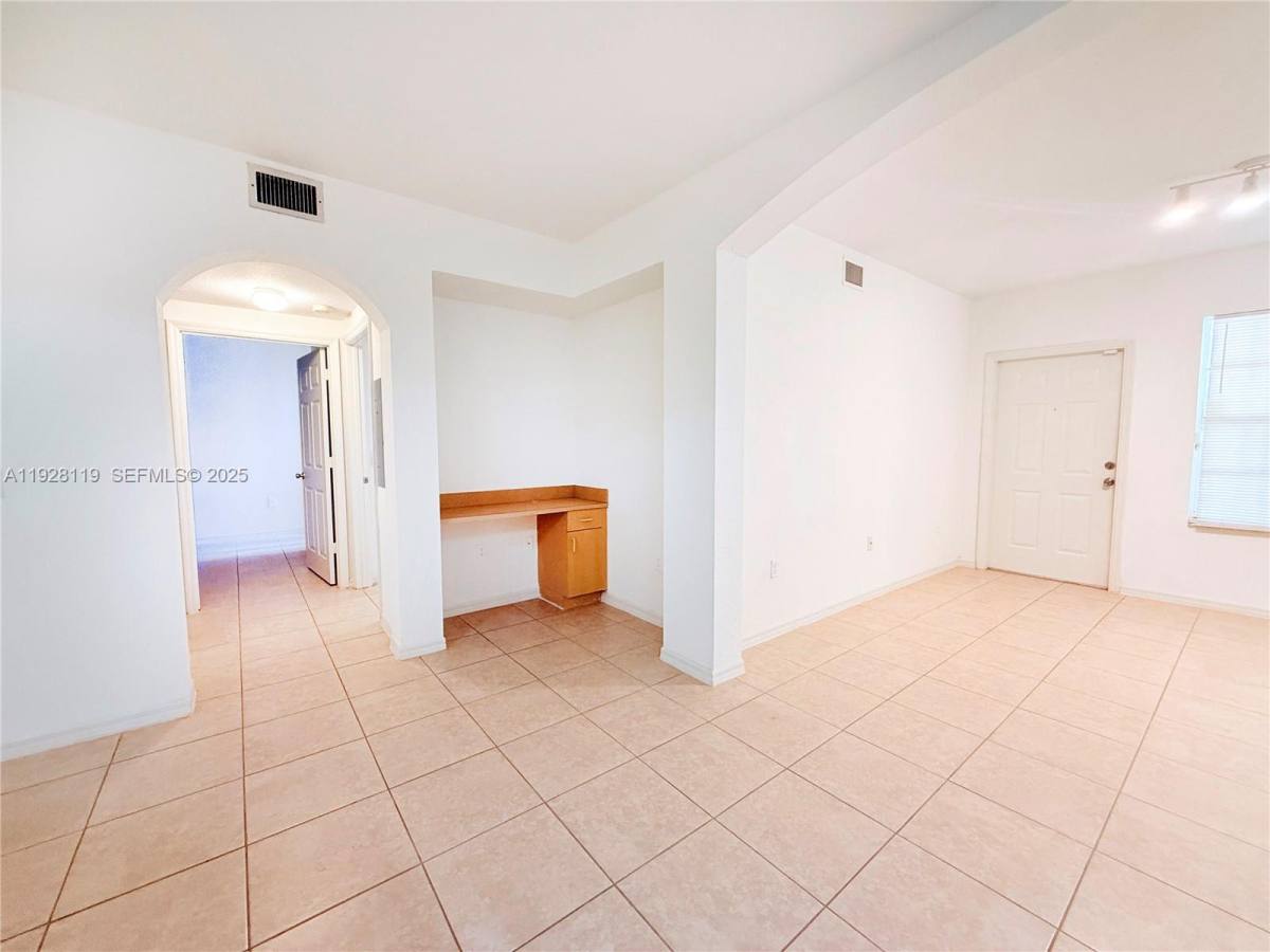 Apartment for rent at 308 Belmont Lane #308, Pompano Beach, FL 33068