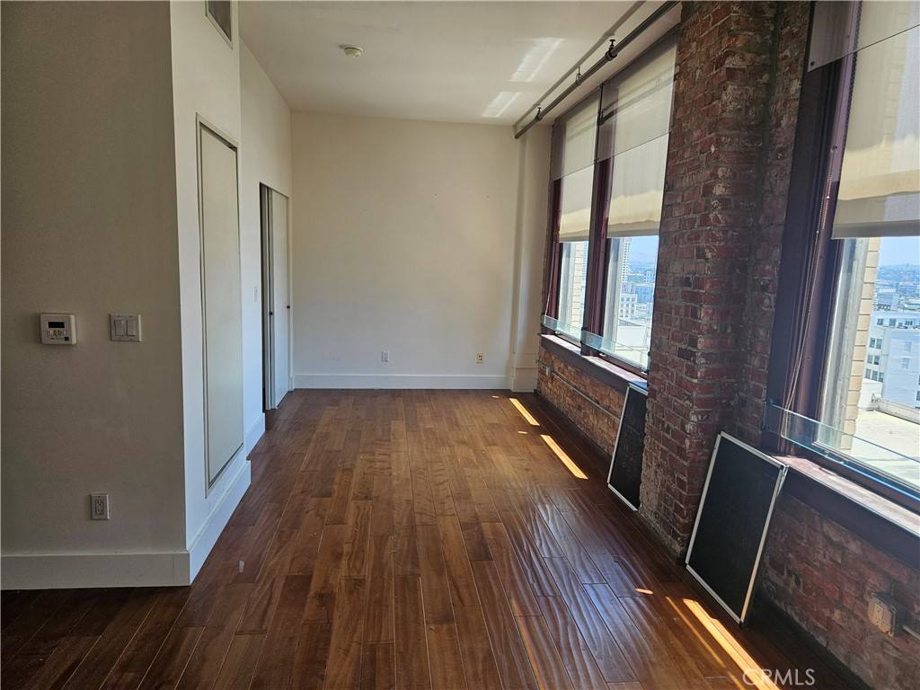 Apartment for rent at 460 S Spring St #1207, Los Angeles, CA 90013