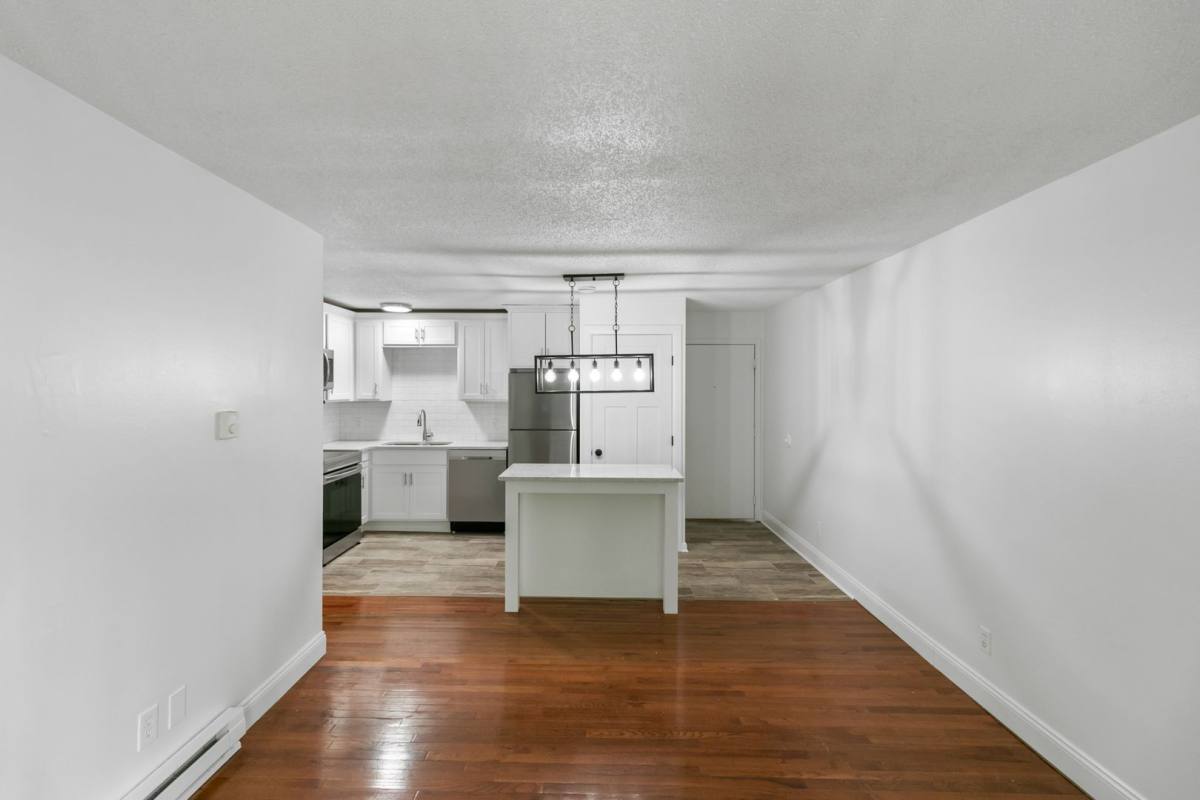 Apartment for rent at 511 Sprague Ave, Kalamazoo, MI 49006