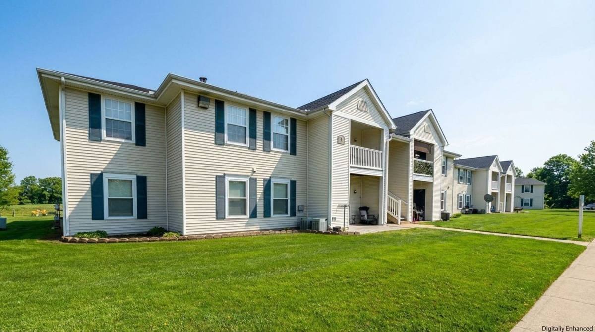 Apartment for rent at 1001 Clear Creek Trail, North Manchester, IN 46962