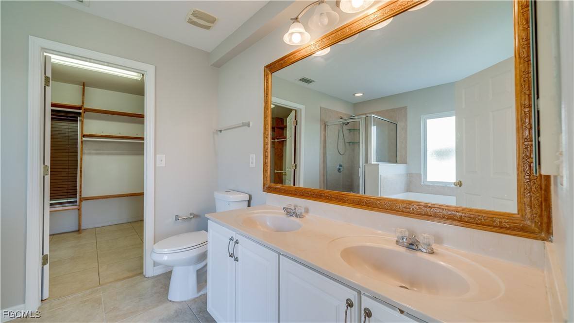 Apartment for rent at 8130 Fountain Mist Blvd, Lehigh Acres, FL 33972