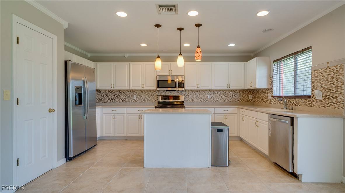Apartment for rent at 8130 Fountain Mist Blvd, Lehigh Acres, FL 33972