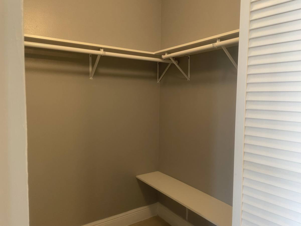 Apartment for rent at 714 Executive Center Dr #24, West Palm Beach, FL 33401