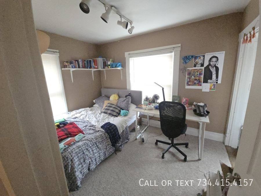 Apartment for rent at 906 Packard St #5, Ann Arbor, MI 48104
