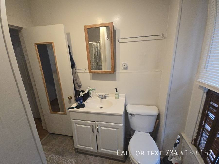 Apartment for rent at 906 Packard St #5, Ann Arbor, MI 48104