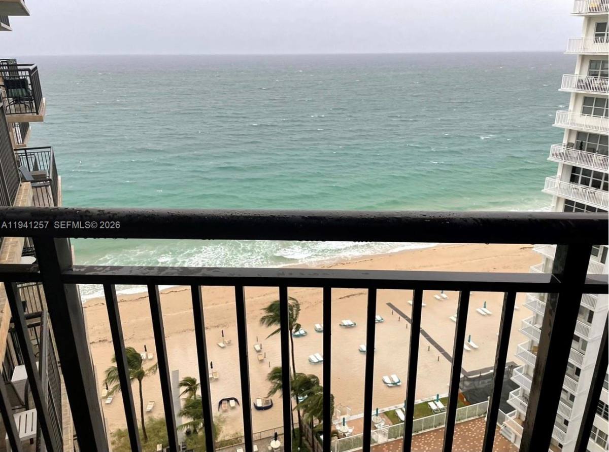 Apartment for rent at 3800 Galt Ocean Dr #1609, Fort Lauderdale, FL 33308