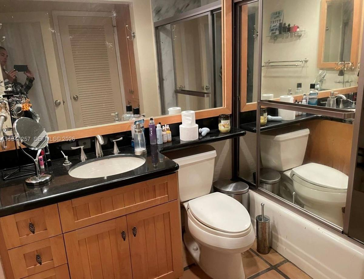 Apartment for rent at 3800 Galt Ocean Dr #1609, Fort Lauderdale, FL 33308