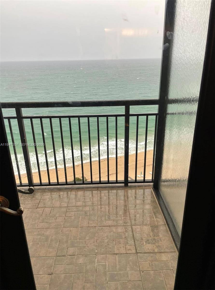 Apartment for rent at 3800 Galt Ocean Dr #1609, Fort Lauderdale, FL 33308