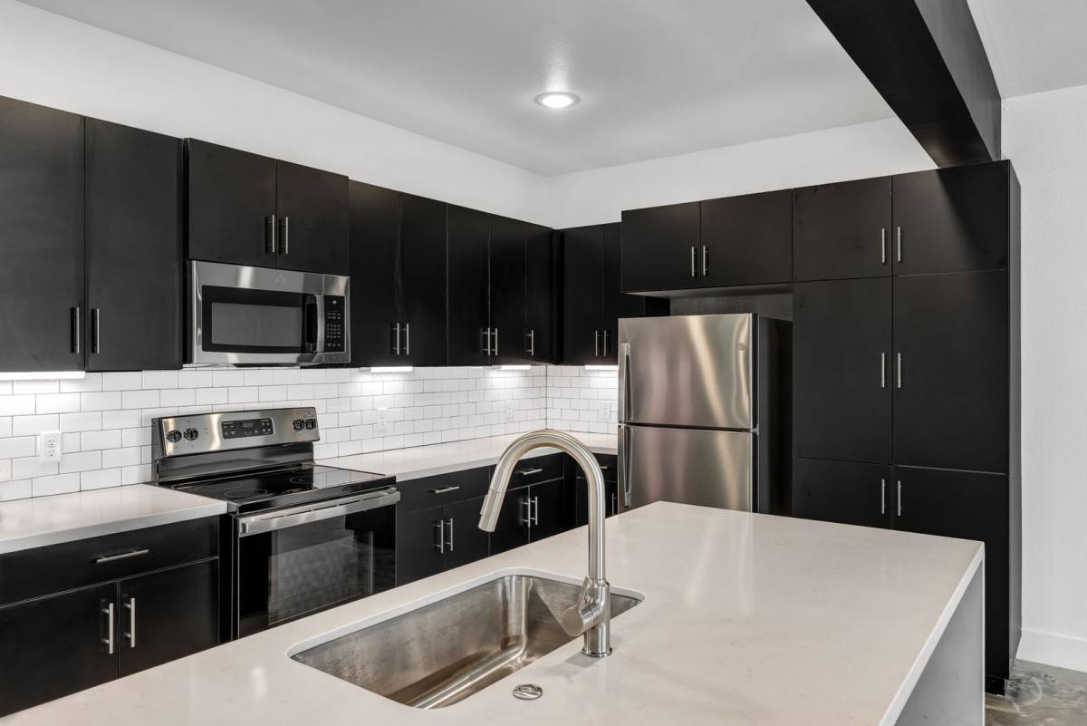 Apartment for rent at 211 Lynn Dr, Bryan, TX 77801