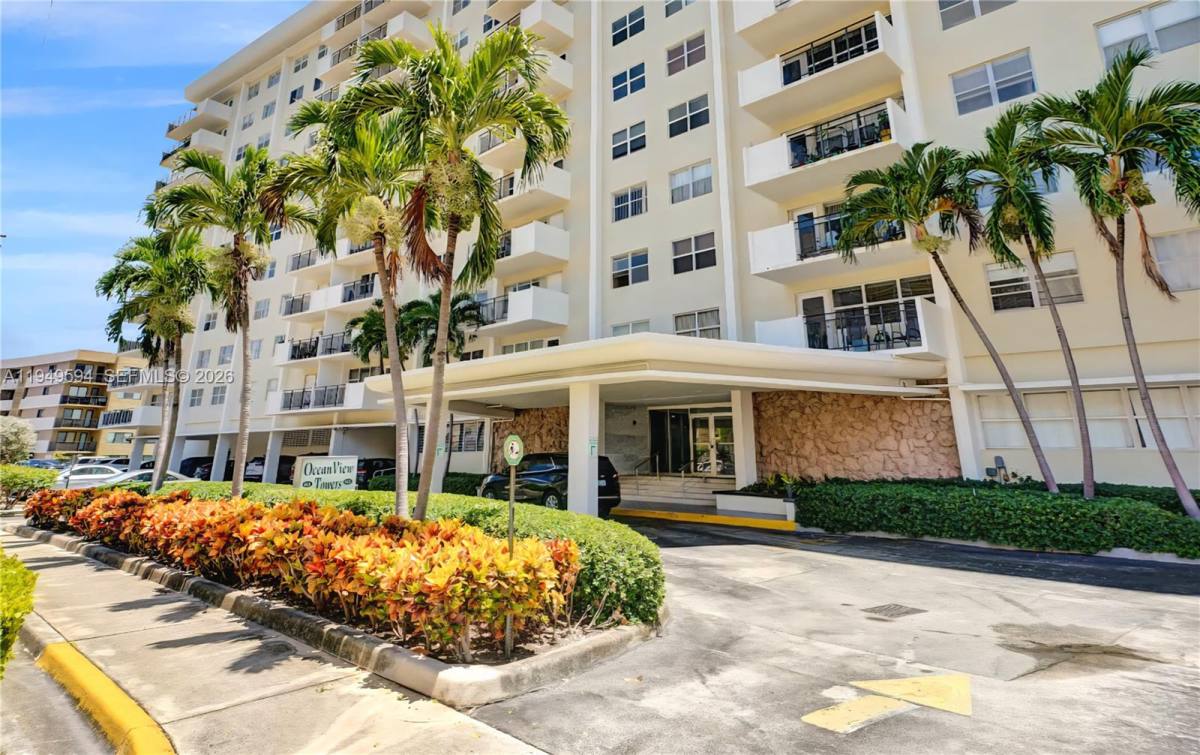 Condo for rent at 401 Golden Isles Dr #307, Hallandale, FL 33009
