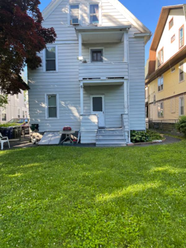 Apartment for rent at 137 Poplar St #1 Floor, Bridgeport, CT 06605