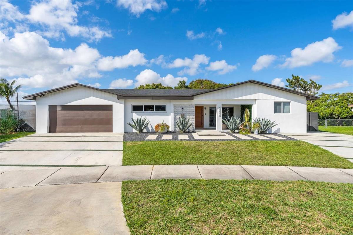 House for rent at 10971 SW 177th St, Miami, FL 33157