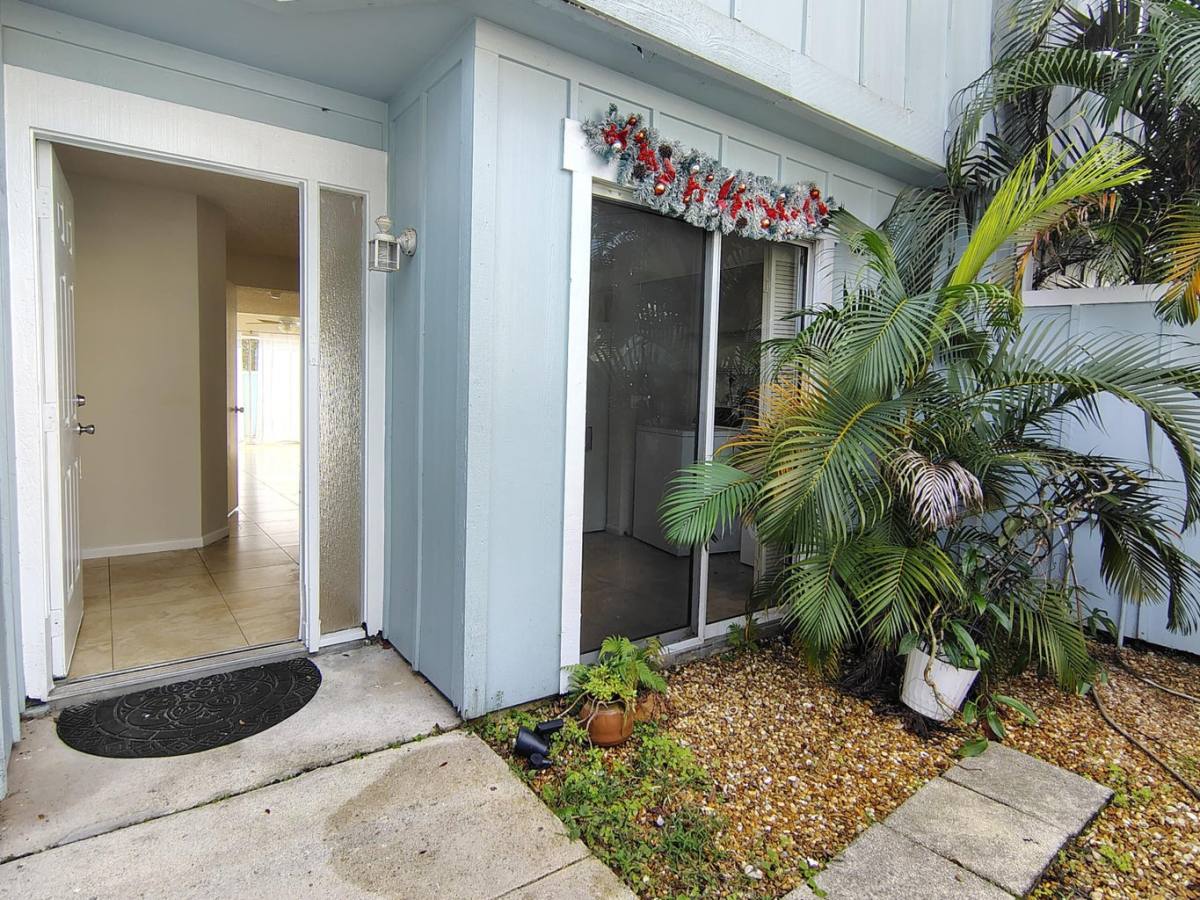 Townhouse for rent at 6262 Riverwalk Lane #3, Jupiter, FL 33458