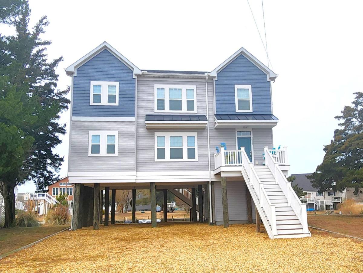 House for rent at 3238 Dock Court, Greenbackville, VA 23356