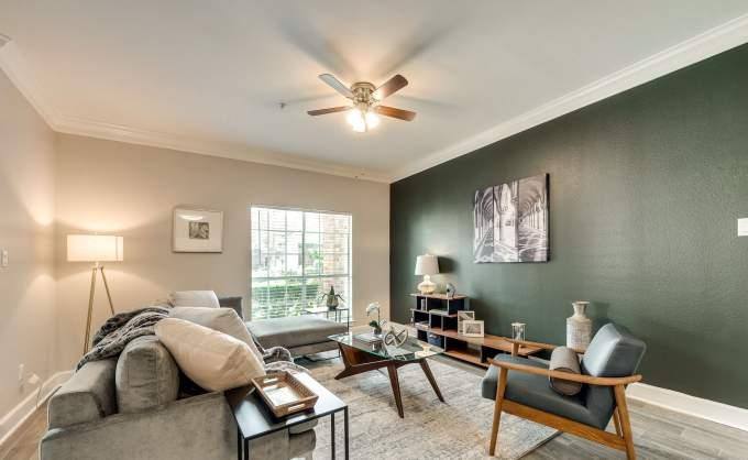 Apartment for rent at 13222 Champions Centre Dr, Houston, TX 77069