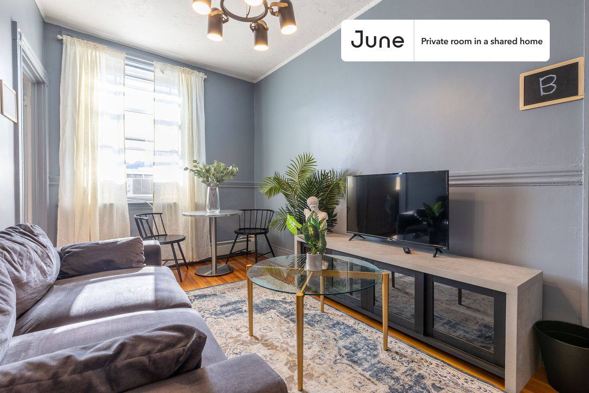 Apartment for rent at 452 Hanover St #B, Boston, MA 02113