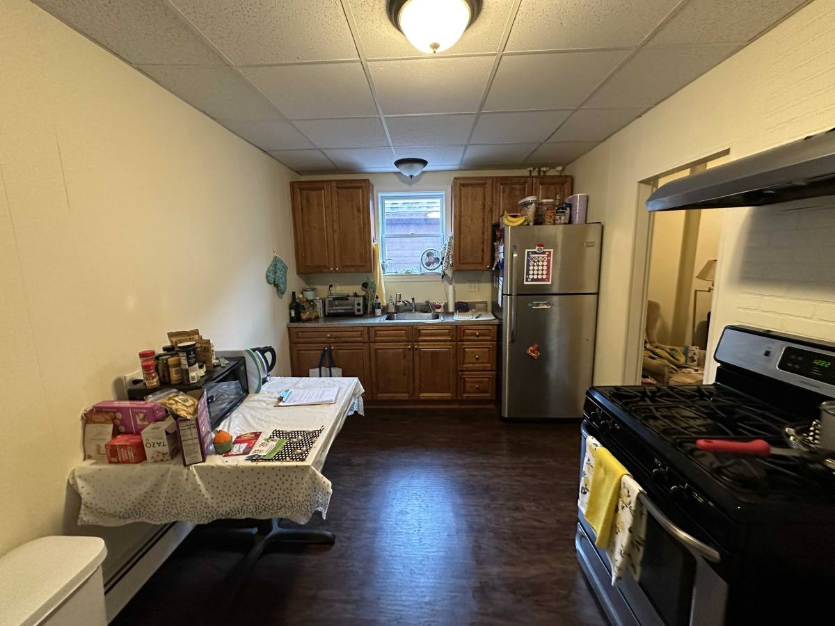 Apartment for rent at 58 Medford St, Somerville, MA 02143