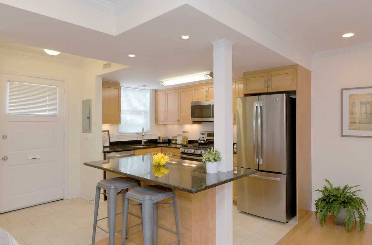 Apartment for rent at 571 VFW Parkway, Chestnut Hill, MA 02467