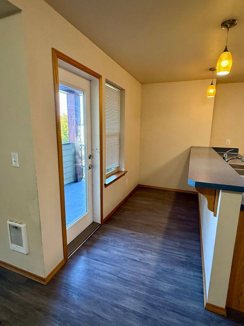 Apartment for rent at 1016 N Garden St, Bellingham, WA 98225