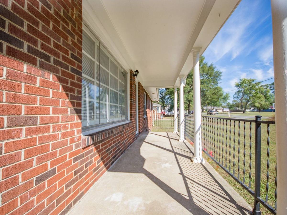 House for rent at 707 N Hine St, Athens, AL 35611