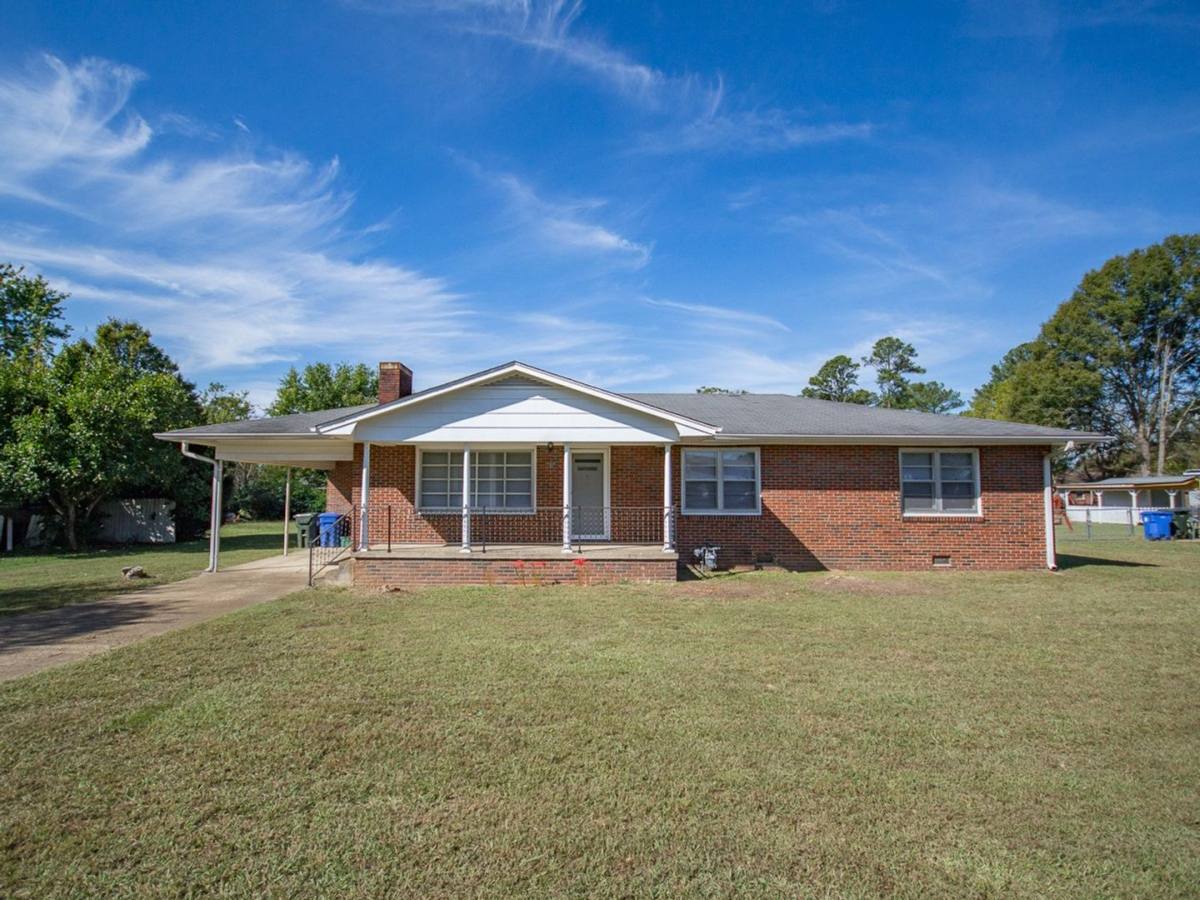 House for rent at 707 N Hine St, Athens, AL 35611