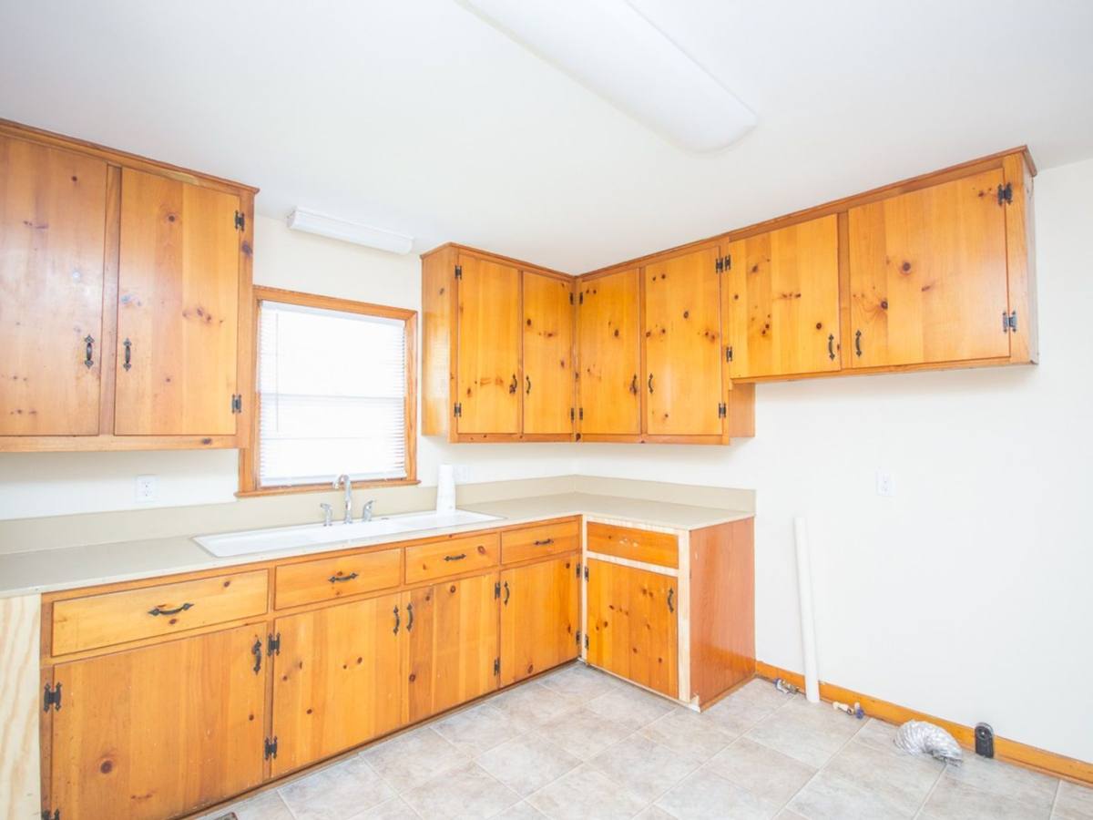 House for rent at 707 N Hine St, Athens, AL 35611