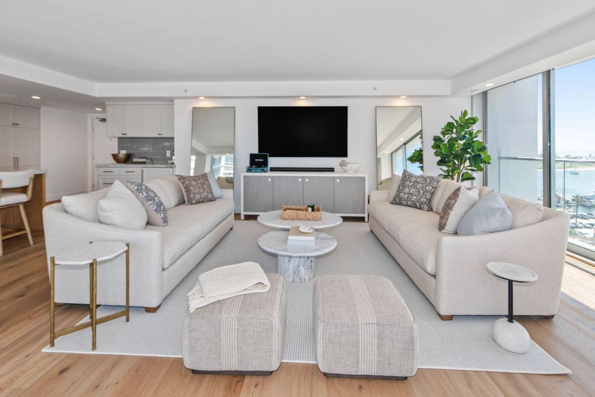 Apartment for rent at 1710 Avenida Del Mundo, Coronado, CA 92118