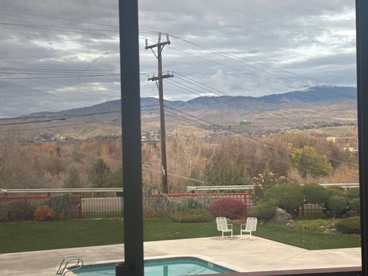 Condo for rent at 3701 W Crescent Rim Dr, Boise, ID 83706