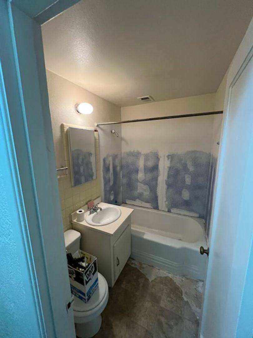 Apartment for rent at 309 Tacoma Ave N, Tacoma, WA 98403