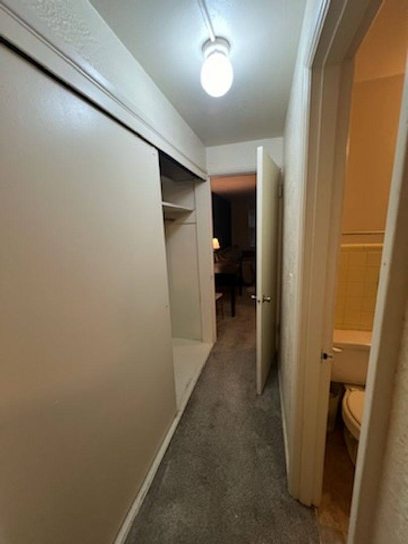 Apartment for rent at 309 Tacoma Ave N, Tacoma, WA 98403