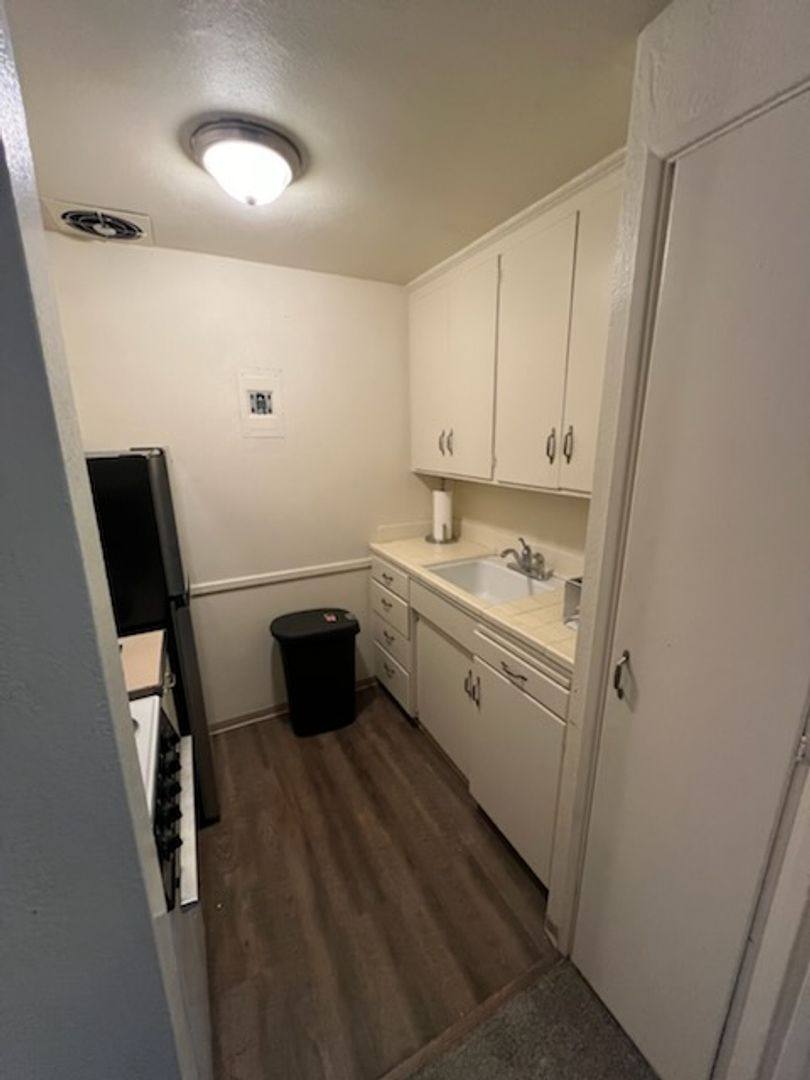 Apartment for rent at 309 Tacoma Ave N, Tacoma, WA 98403