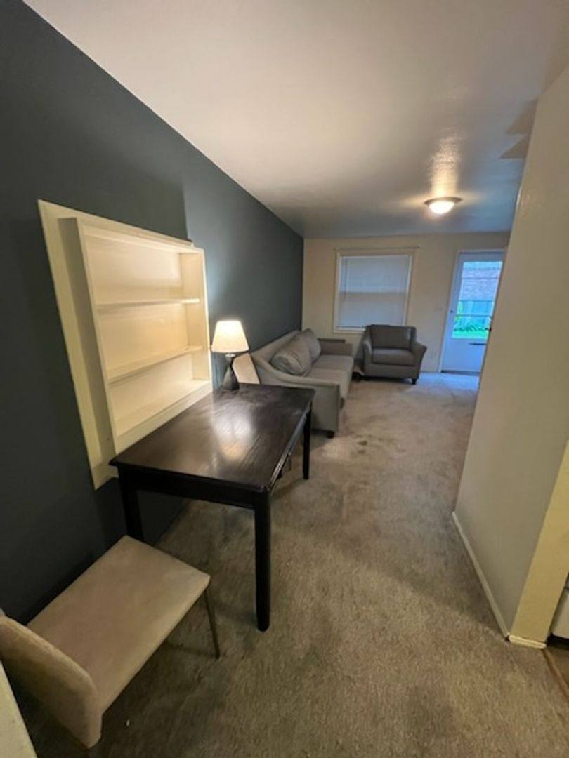 Apartment for rent at 309 Tacoma Ave N, Tacoma, WA 98403