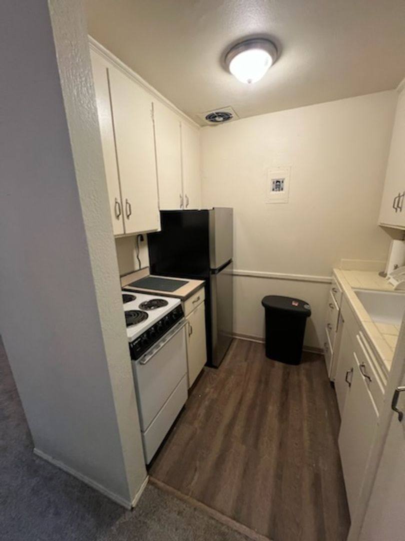 Apartment for rent at 309 Tacoma Ave N, Tacoma, WA 98403