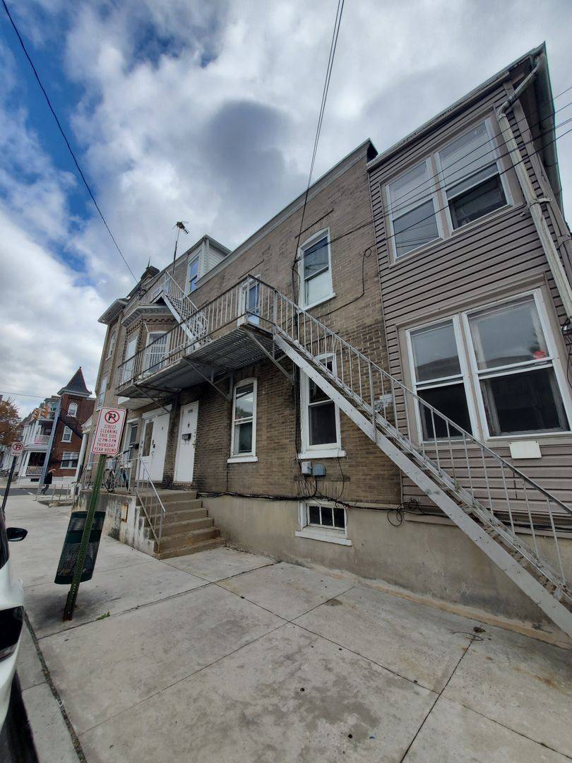 Apartment for rent at 13th & Walnut, Allentown, PA 18102