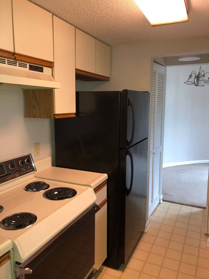 Apartment for rent at 1100 Wheat St, Columbia, SC 29201