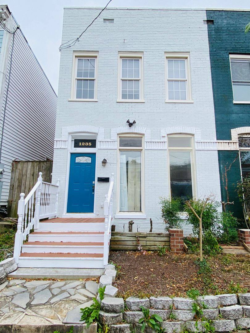 House for rent at 1235 W Cary St, Richmond, VA 23220