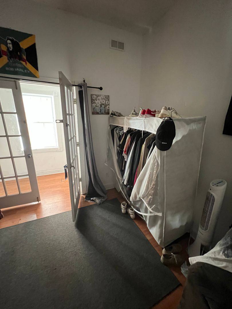 House for rent at 1235 W Cary St, Richmond, VA 23220