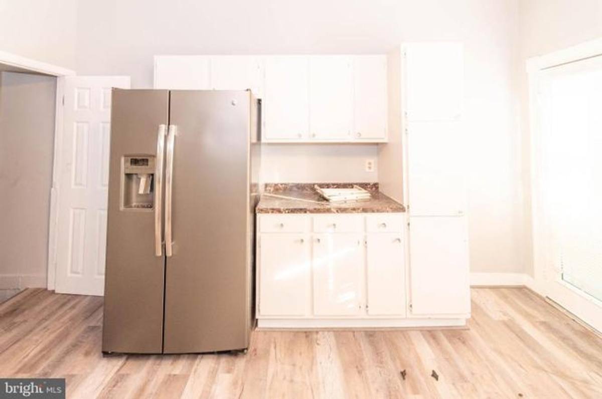 Townhouse for rent at 527 S Lehigh St, Baltimore, MD 21224