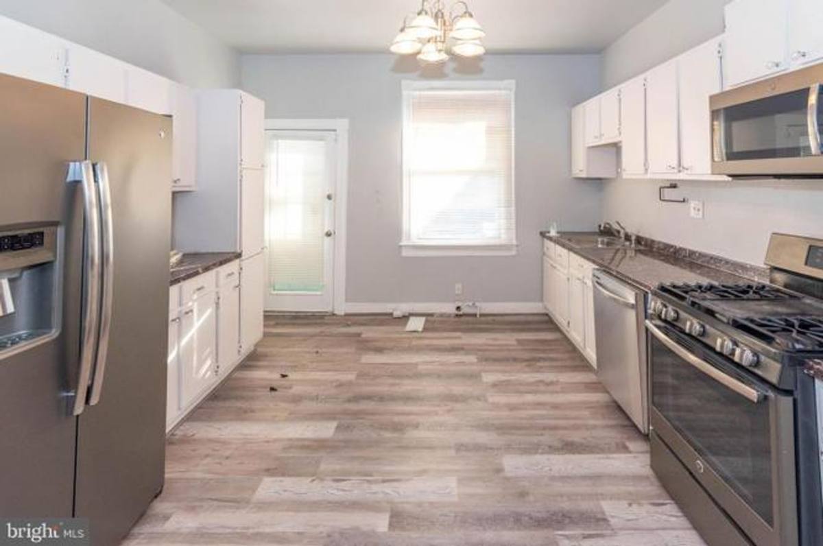 Townhouse for rent at 527 S Lehigh St, Baltimore, MD 21224