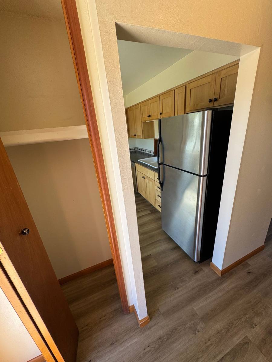 Apartment for rent at 700 NW 12th St, McMinnville, OR 97128