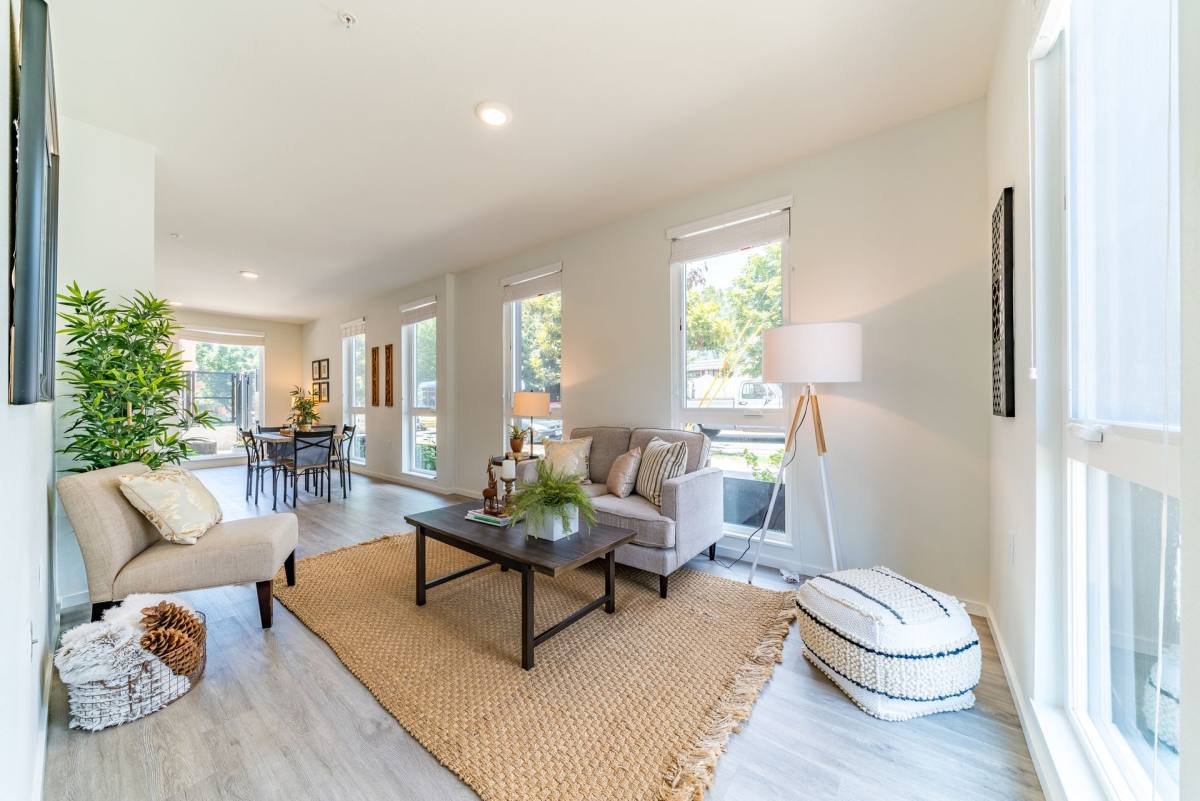 Apartment for rent at 5166 SE Division St, Portland, OR 97206