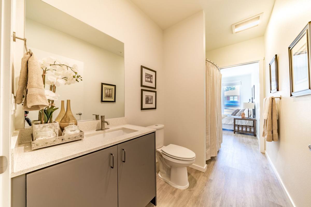 Apartment for rent at 5166 SE Division St, Portland, OR 97206