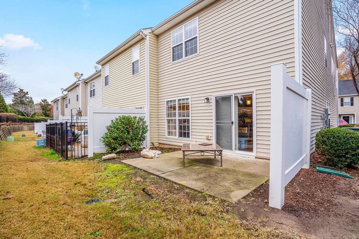 Townhouse for rent at 101 Fanwood Court, Apex, NC 27502