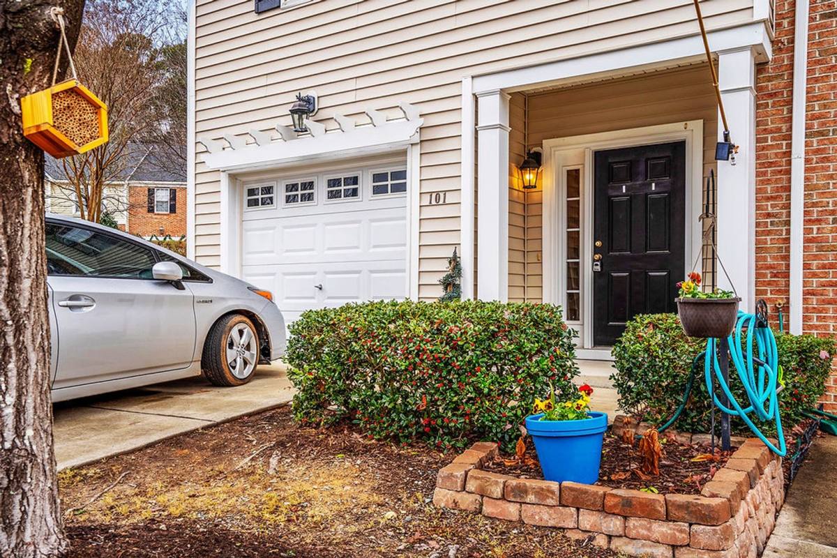 Townhouse for rent at 101 Fanwood Court, Apex, NC 27502