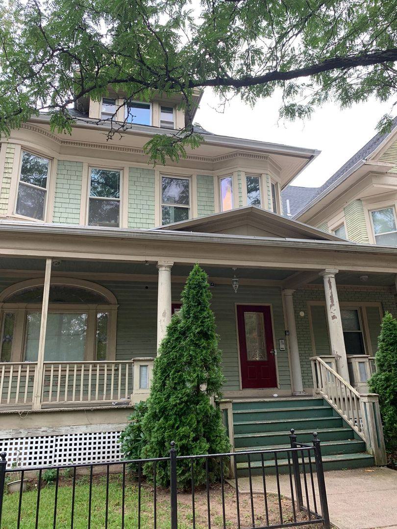 Apartment for rent at 260 Dwight St, New Haven, CT 06511